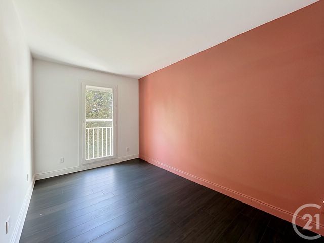 Appartement F4 &agrave; louer - 4 pi&egrave;ces - 62,83 m2 - Fresnes - 94 - ILE-DE-FRANCE