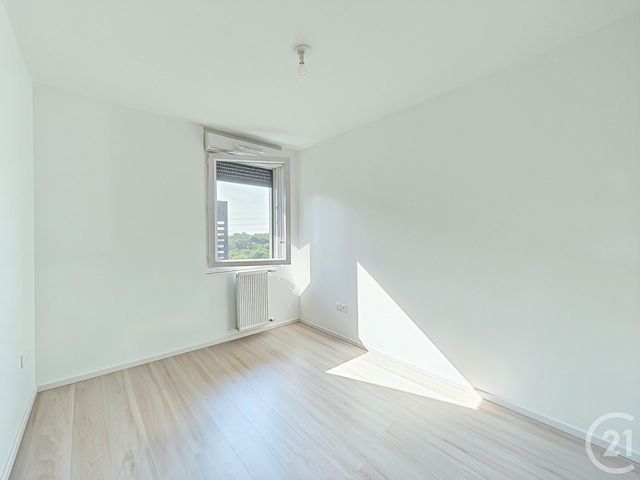 Appartement F4 &agrave; louer - 4 pi&egrave;ces - 73,48 m2 - Fresnes - 94 - ILE-DE-FRANCE