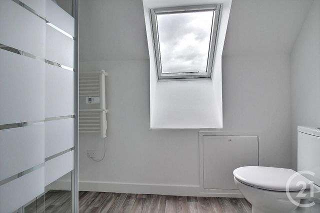 Maison &agrave; louer - 5 pi&egrave;ces - 105,60 m2 - L Hay Les Roses - 94 - ILE-DE-FRANCE