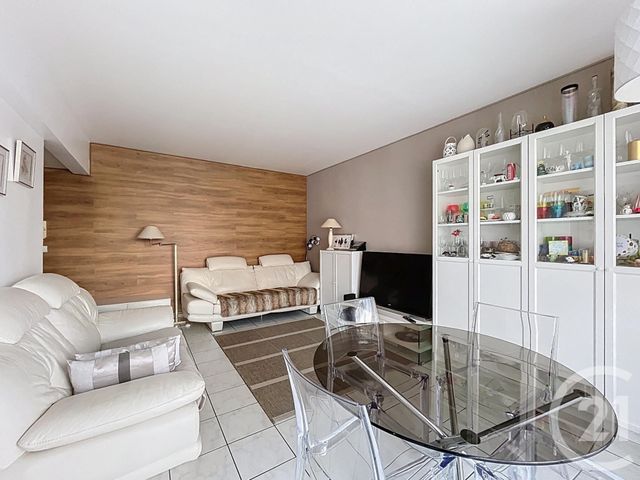 Appartement F4 &agrave; vendre - 4 pi&egrave;ces - 74,21 m2 - Fresnes - 94 - ILE-DE-FRANCE