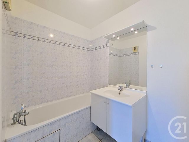 Appartement F3 &agrave; vendre - 3 pi&egrave;ces - 60,36 m2 - Fresnes - 94 - ILE-DE-FRANCE