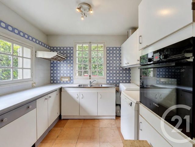 Maison &agrave; vendre - 6 pi&egrave;ces - 130,37 m2 - Fresnes - 94 - ILE-DE-FRANCE