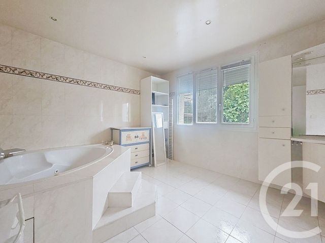 Maison à vendre - 6 pièces - 149,26 m2 - Fresnes - 94 - ILE-DE-FRANCE