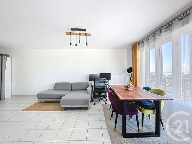 Appartement F3 à vendre - 3 pièces - 65,22 m2 - Fresnes - 94 - ILE-DE-FRANCE