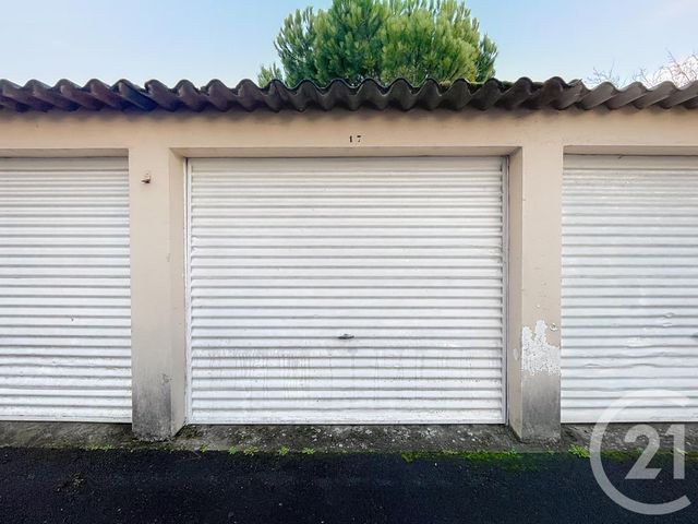 Parking à vendre - 13 m2 - Fresnes - 94 - ILE-DE-FRANCE