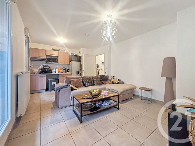 Appartement F2 à vendre - 2 pièces - 41,53 m2 - Fresnes - 94 - ILE-DE-FRANCE