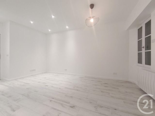 Appartement F2 à louer - 2 pièces - 33,76 m2 - Wissous - 91 - ILE-DE-FRANCE