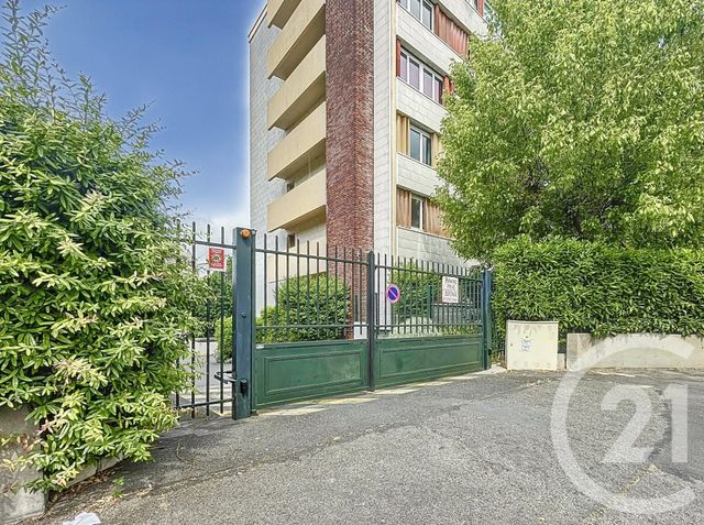 Appartement F2 à vendre - 2 pièces - 60,78 m2 - Fresnes - 94 - ILE-DE-FRANCE