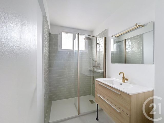 Appartement F3 &agrave; louer - 3 pi&egrave;ces - 60,89 m2 - L Hay Les Roses - 94 - ILE-DE-FRANCE