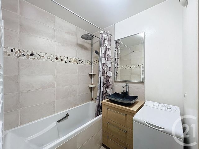 Appartement F3 &agrave; louer - 3 pi&egrave;ces - 60,63 m2 - Fresnes - 94 - ILE-DE-FRANCE