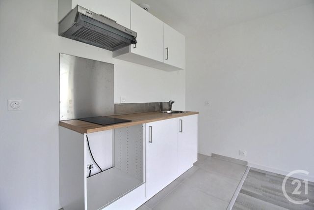 Appartement Studio &agrave; louer - 1 pi&egrave;ce - 25,11 m2 - St Michel Sur Orge - 91 - ILE-DE-FRANCE