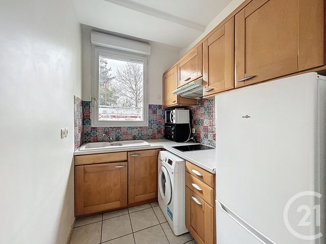 Appartement Studio &agrave; louer - 1 pi&egrave;ce - 37,72 m2 - Fresnes - 94 - ILE-DE-FRANCE