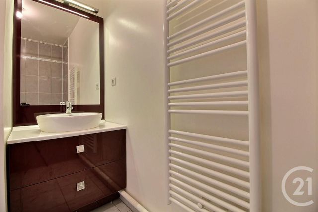 Appartement F3 &agrave; louer - 3 pi&egrave;ces - 62,41 m2 - Fresnes - 94 - ILE-DE-FRANCE