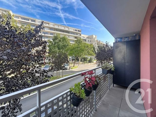 Appartement F3 &agrave; louer - 3 pi&egrave;ces - 62,41 m2 - Fresnes - 94 - ILE-DE-FRANCE