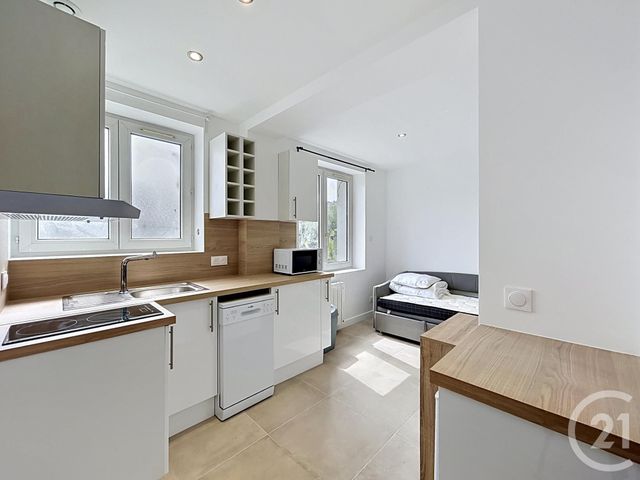 Appartement F1 &agrave; louer - 1 pi&egrave;ce - 18,40 m2 - Fresnes - 94 - ILE-DE-FRANCE
