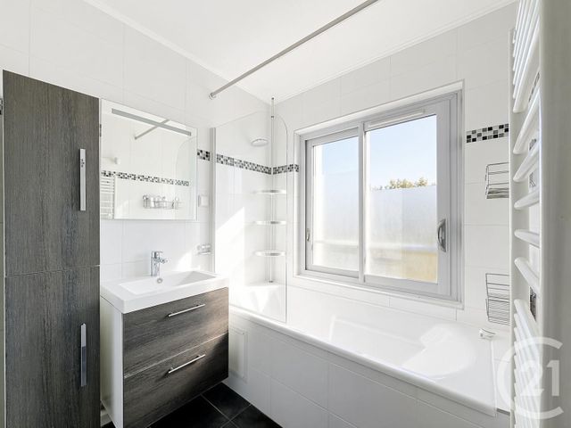 Appartement F3 &agrave; vendre - 3 pi&egrave;ces - 55,80 m2 - Fresnes - 94 - ILE-DE-FRANCE