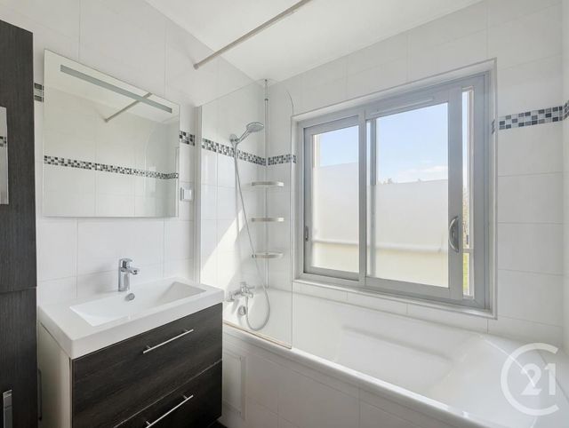 Appartement F3 &agrave; vendre - 3 pi&egrave;ces - 55,80 m2 - Fresnes - 94 - ILE-DE-FRANCE