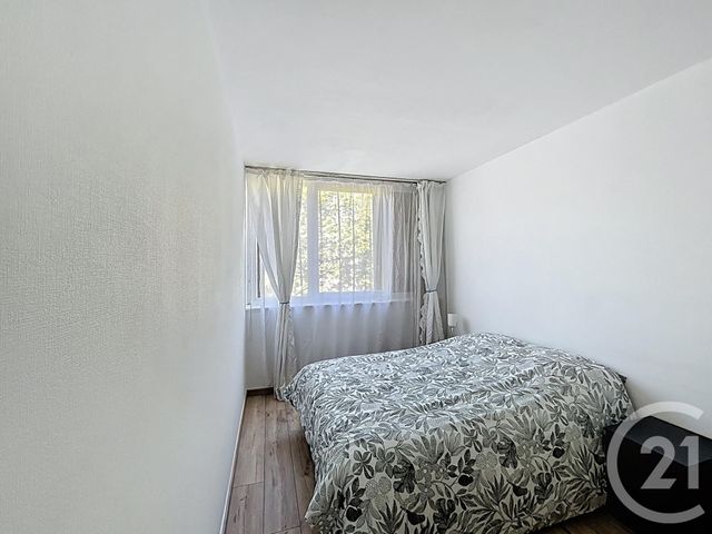 Appartement F3 &agrave; louer - 3 pi&egrave;ces - 54,45 m2 - Massy - 91 - ILE-DE-FRANCE