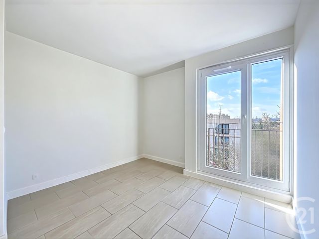 Appartement F5 &agrave; vendre - 5 pi&egrave;ces - 84,42 m2 - Fresnes - 94 - ILE-DE-FRANCE