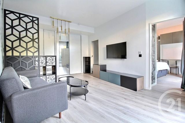 Appartement F2 &agrave; louer - 2 pi&egrave;ces - 46,70 m2 - Thiais - 94 - ILE-DE-FRANCE