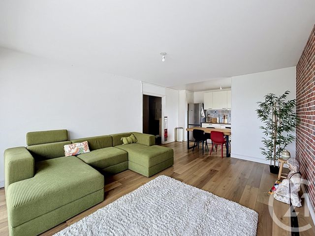 Appartement F4 &agrave; louer - 4 pi&egrave;ces - 75,85 m2 - Fresnes - 94 - ILE-DE-FRANCE