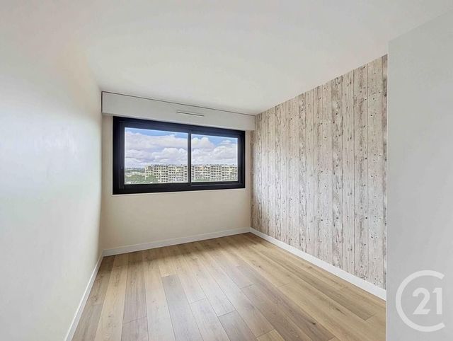 Appartement F4 &agrave; louer - 4 pi&egrave;ces - 75,85 m2 - Fresnes - 94 - ILE-DE-FRANCE