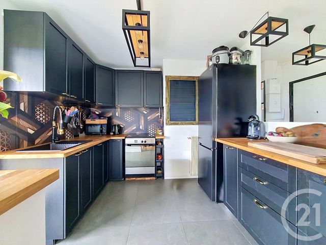 Appartement F5 &agrave; vendre - 5 pi&egrave;ces - 85,32 m2 - Fresnes - 94 - ILE-DE-FRANCE