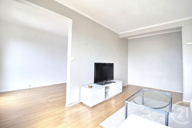 Appartement F3 &agrave; louer - 3 pi&egrave;ces - 50,69 m2 - Fresnes - 94 - ILE-DE-FRANCE