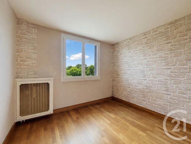 Appartement F4 &agrave; vendre - 4 pi&egrave;ces - 68,17 m2 - Fresnes - 94 - ILE-DE-FRANCE