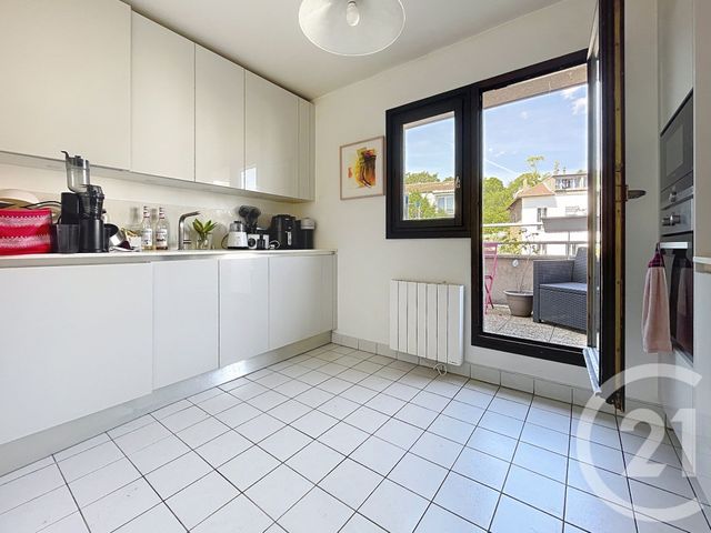 Appartement F6 &agrave; vendre - 5 pi&egrave;ces - 116,08 m2 - Suresnes - 92 - ILE-DE-FRANCE