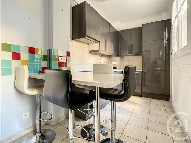 Appartement T4 &agrave; louer - 4 pi&egrave;ces - 104,92 m2 - Paris - 75016 - ILE-DE-FRANCE