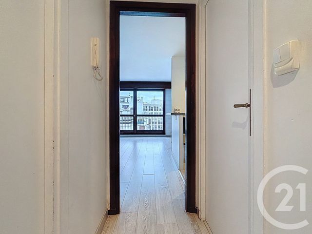Appartement Studio &agrave; louer - 1 pi&egrave;ce - 25,32 m2 - Neuilly Sur Seine - 92 - ILE-DE-FRANCE