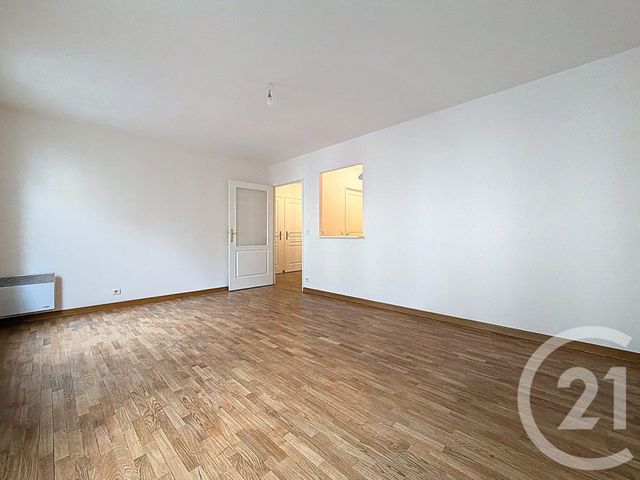 Appartement T2 &agrave; louer - 2 pi&egrave;ces - 43,03 m2 - Issy Les Moulineaux - 92 - ILE-DE-FRANCE