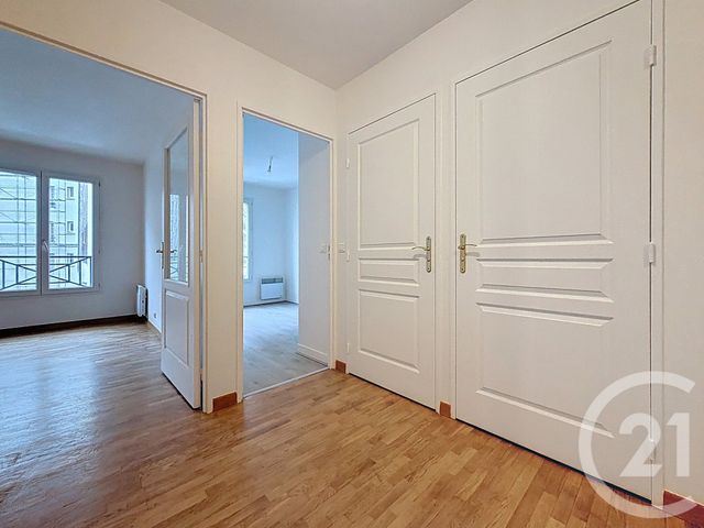 Appartement T2 &agrave; louer - 2 pi&egrave;ces - 43,03 m2 - Issy Les Moulineaux - 92 - ILE-DE-FRANCE