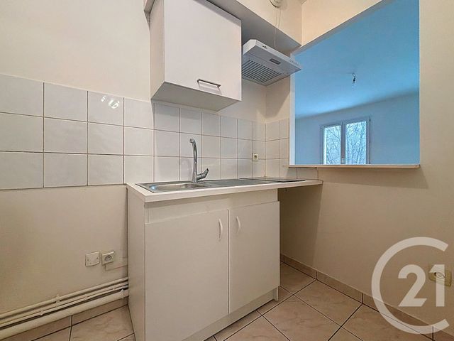 Appartement T2 &agrave; louer - 2 pi&egrave;ces - 43,03 m2 - Issy Les Moulineaux - 92 - ILE-DE-FRANCE