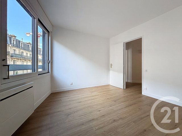 Appartement T4 &agrave; louer - 4 pi&egrave;ces - 105,87 m2 - Paris - 75015 - ILE-DE-FRANCE