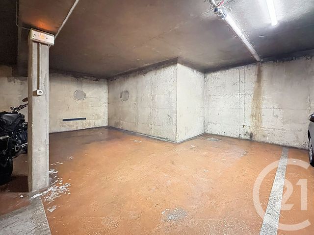 Appartement T4 &agrave; louer - 4 pi&egrave;ces - 105,87 m2 - Paris - 75015 - ILE-DE-FRANCE