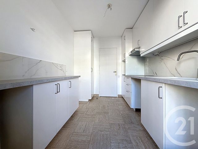 Appartement T4 &agrave; louer - 4 pi&egrave;ces - 105,87 m2 - Paris - 75015 - ILE-DE-FRANCE