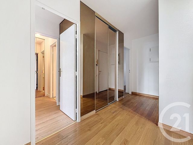 Appartement T4 &agrave; louer - 4 pi&egrave;ces - 105,87 m2 - Paris - 75015 - ILE-DE-FRANCE
