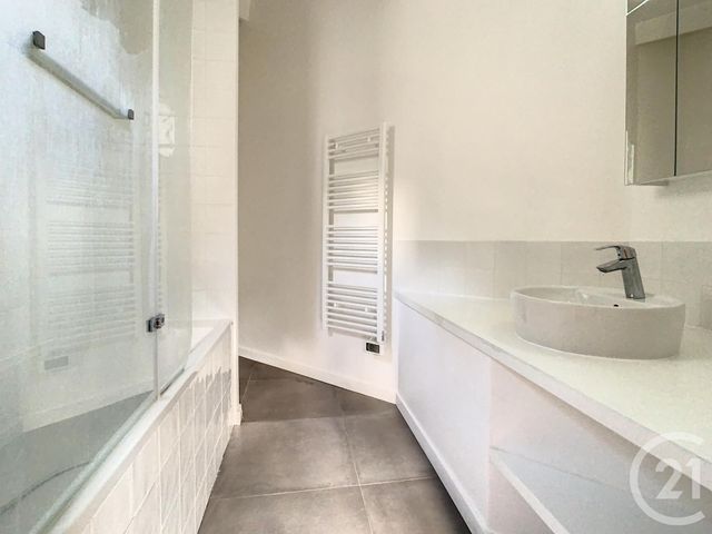 Maison &agrave; louer - 3 pi&egrave;ces - 57,28 m2 - Boulogne Billancourt - 92 - ILE-DE-FRANCE