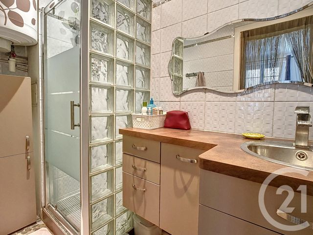 Appartement T2 &agrave; louer - 2 pi&egrave;ces - 44,63 m2 - Paris - 75015 - ILE-DE-FRANCE