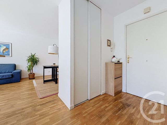 Appartement T2 &agrave; louer - 2 pi&egrave;ces - 46,05 m2 - Issy Les Moulineaux - 92 - ILE-DE-FRANCE