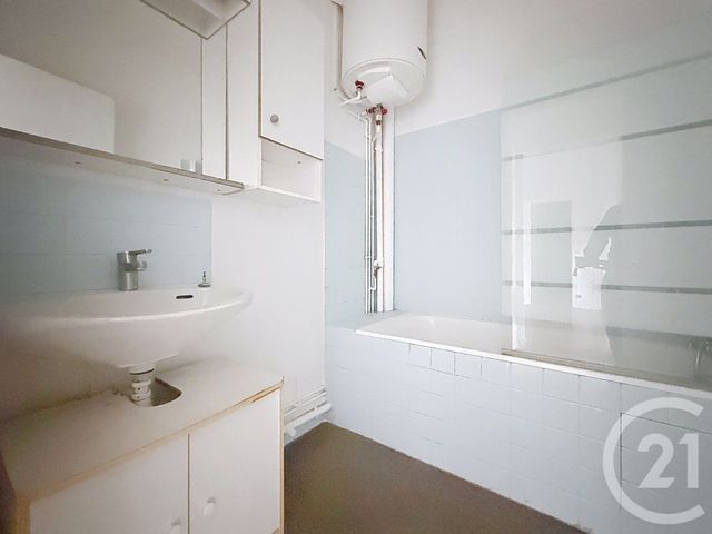 Appartement T2 &agrave; louer - 2 pi&egrave;ces - 44,25 m2 - Paris - 75015 - ILE-DE-FRANCE