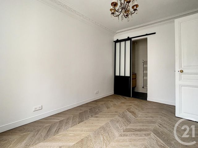 Appartement T2 &agrave; louer - 2 pi&egrave;ces - 40,80 m2 - Paris - 75010 - ILE-DE-FRANCE