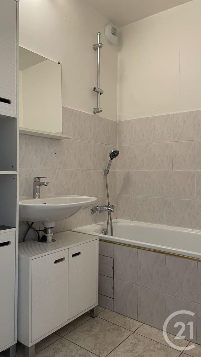 Appartement T4 à vendre - 4 pièces - 80,20 m2 - Cruseilles - 74 - RHONE-ALPES