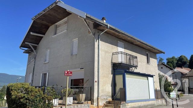 Appartement T3 &agrave; louer - 4 pi&egrave;ces - 98,20 m2 - Challonges - 74 - RHONE-ALPES