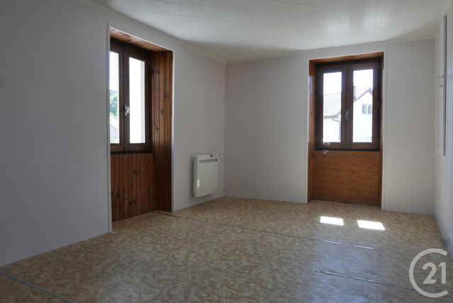 Appartement T3 &agrave; louer - 4 pi&egrave;ces - 98,20 m2 - Challonges - 74 - RHONE-ALPES