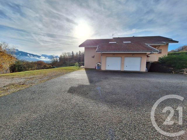 Maison &agrave; louer - 7 pi&egrave;ces - 190,76 m2 - Charvonnex - 74 - RHONE-ALPES