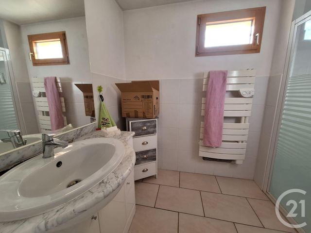 Maison &agrave; louer - 7 pi&egrave;ces - 190,76 m2 - Charvonnex - 74 - RHONE-ALPES