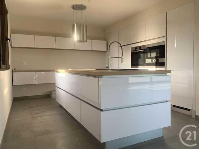 Maison &agrave; louer - 6 pi&egrave;ces - 255,26 m2 - Groisy - 74 - RHONE-ALPES